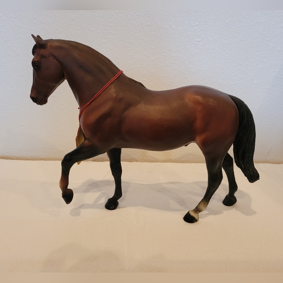 Breyer "El Pastor" Paso Fino Model Horse #61 Bay Traditions Collection 1974-1981 - Picture 2 of 13